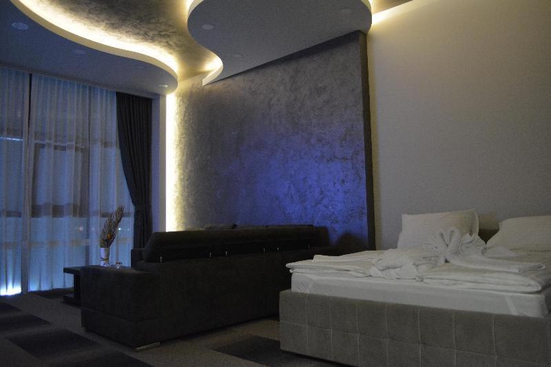 Hotel River Μπιέλινα Δωμάτιο φωτογραφία